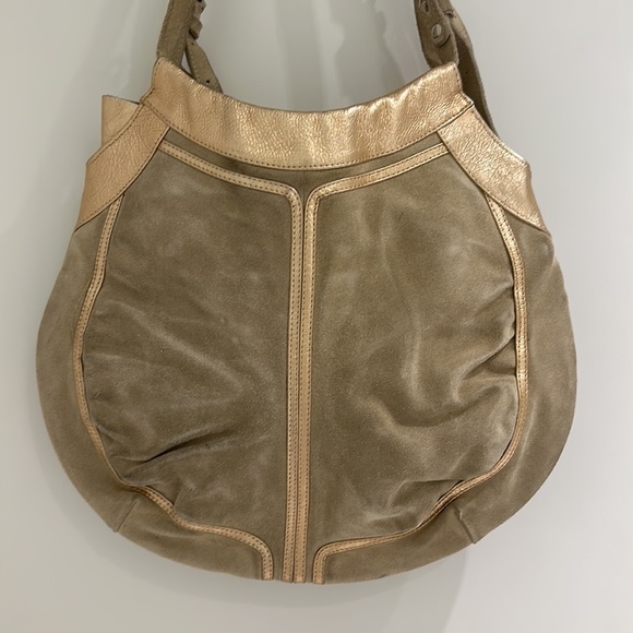 Vanessa Bruno vintage suede and rose gold bag - Picture 7 of 7